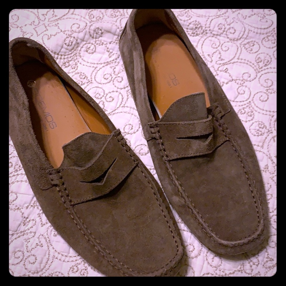 Boemos Italian made driving loafers.